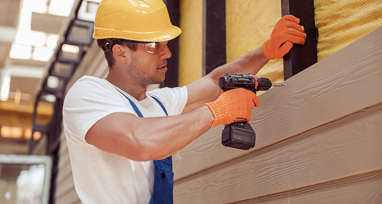 Siding Contractor in Center Line MI